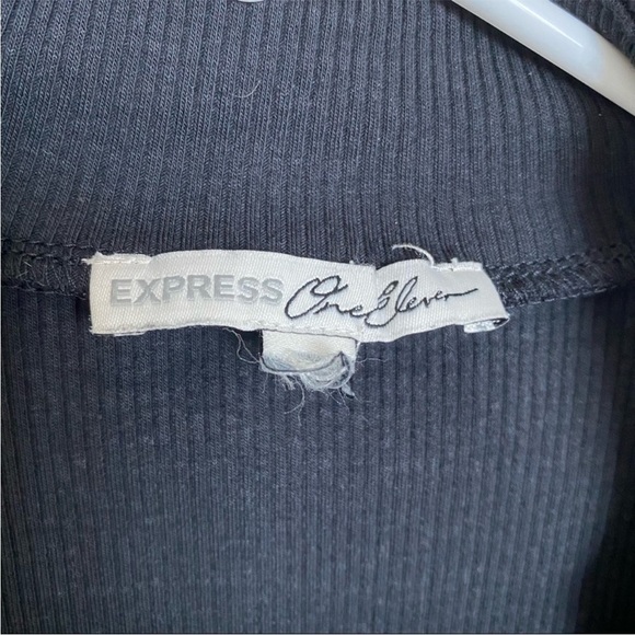 Express Y2k Ribbed Zipper Crop Top - Picture 8 of 8